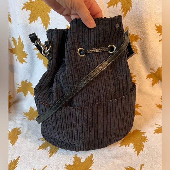 Patrizia Nash velvet corduroy sack bag crossbody - Picture 7 of 13